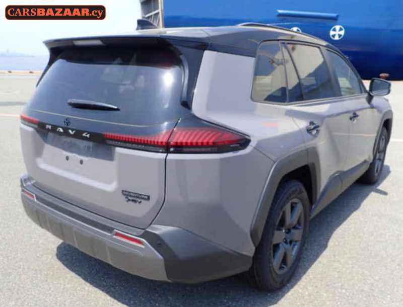 Toyota RAV4 Adventure  - photo 3