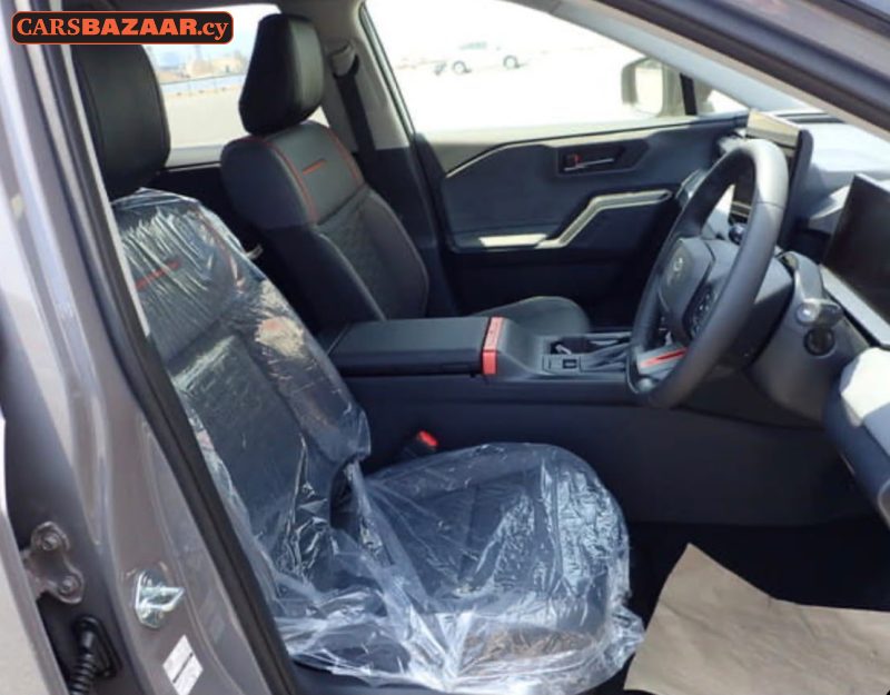 Toyota RAV4 Adventure  - photo 4