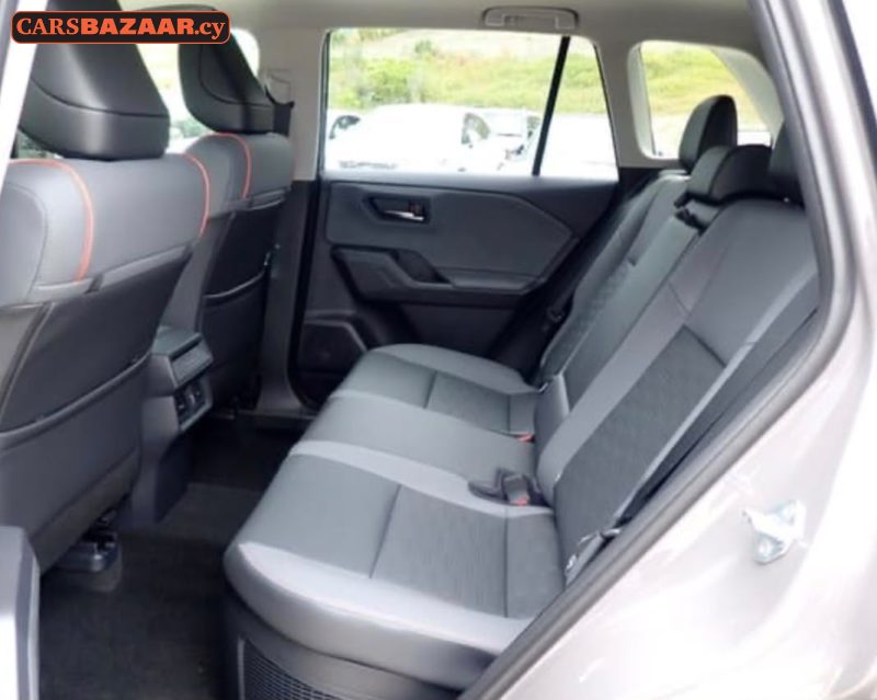 Toyota RAV4 Adventure  - photo 5