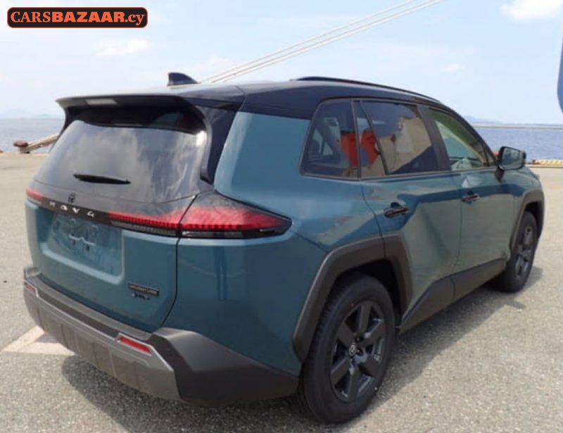 Toyota RAV4 Adventure  - photo 3