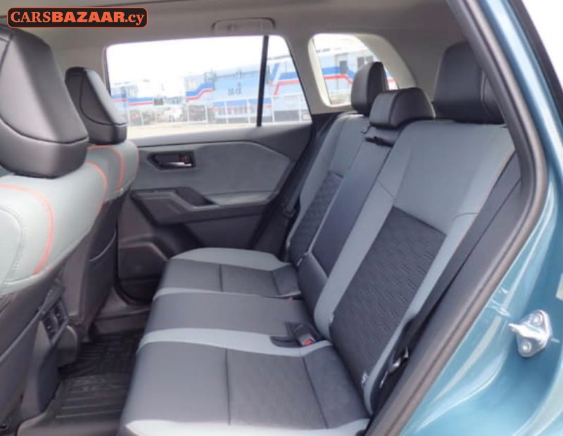 Toyota RAV4 Adventure  - photo 6