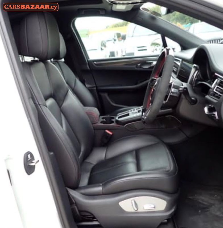 Porsche MACAN - photo 4