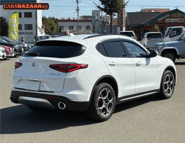 Alfa Romeo Stelvio Q4 Ti - photo 2