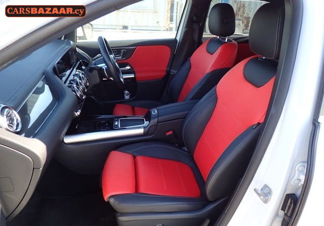 Mercedes-Benz GLA200d AMG Line  - photo 5