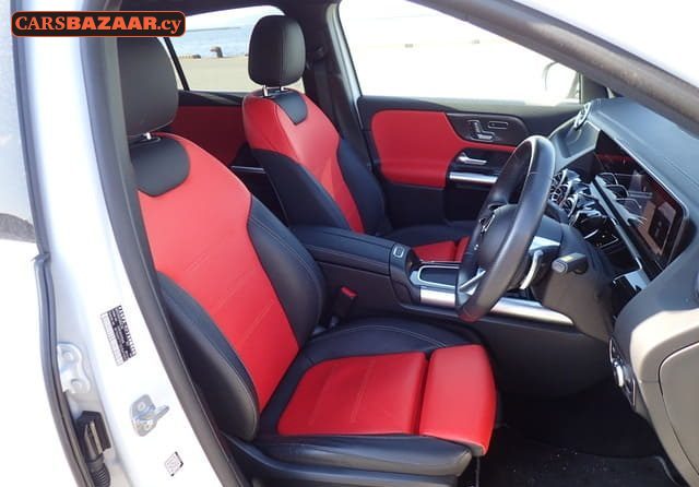 Mercedes-Benz GLA200d AMG Line  - photo 3