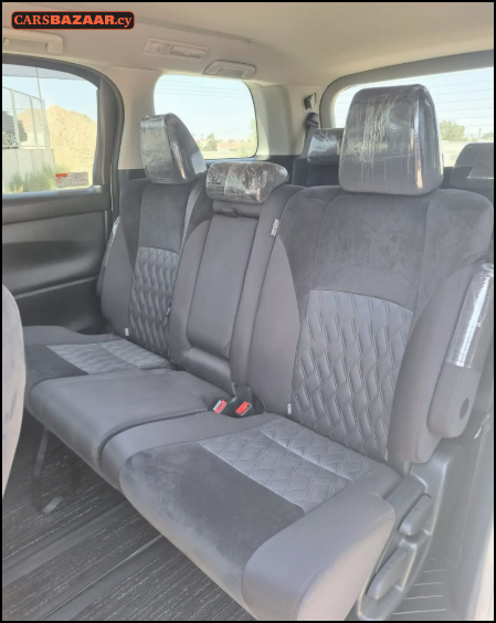 Toyota Alphard  - photo 9