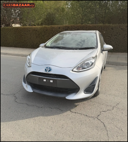 Toyota Aqua - photo 3