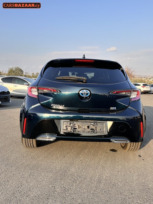 Toyota Corolla Sport - photo 2