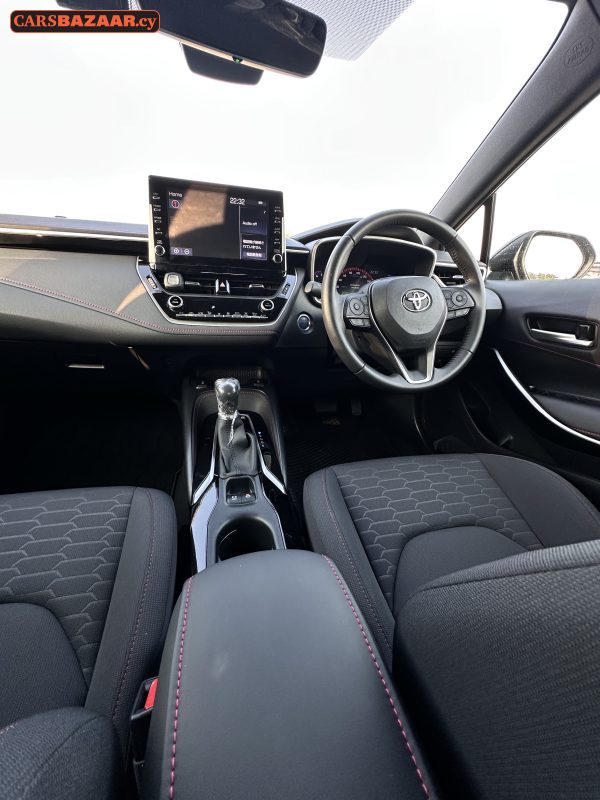 Toyota Corolla Sport - photo 5