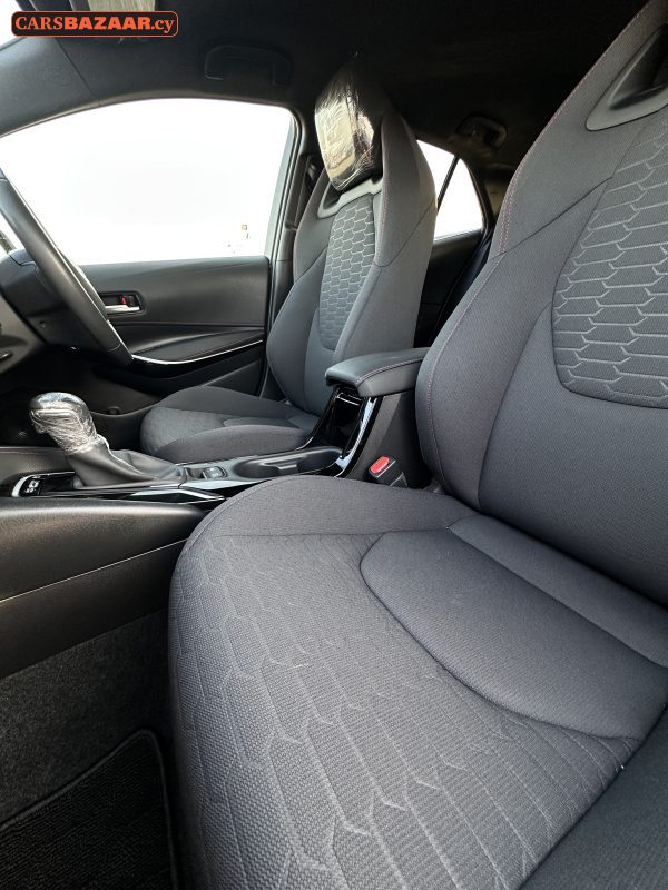 Toyota Corolla Sport - photo 3