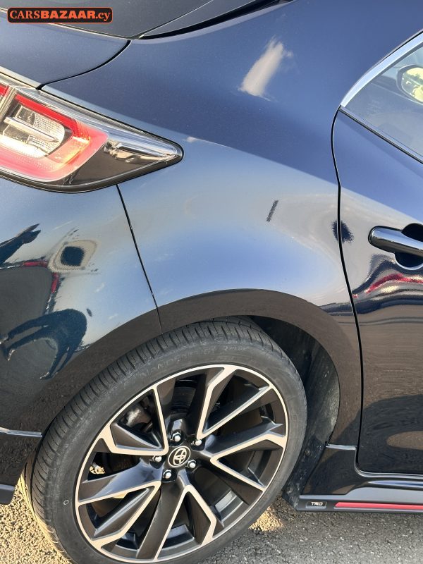 Toyota Corolla Sport - photo 10