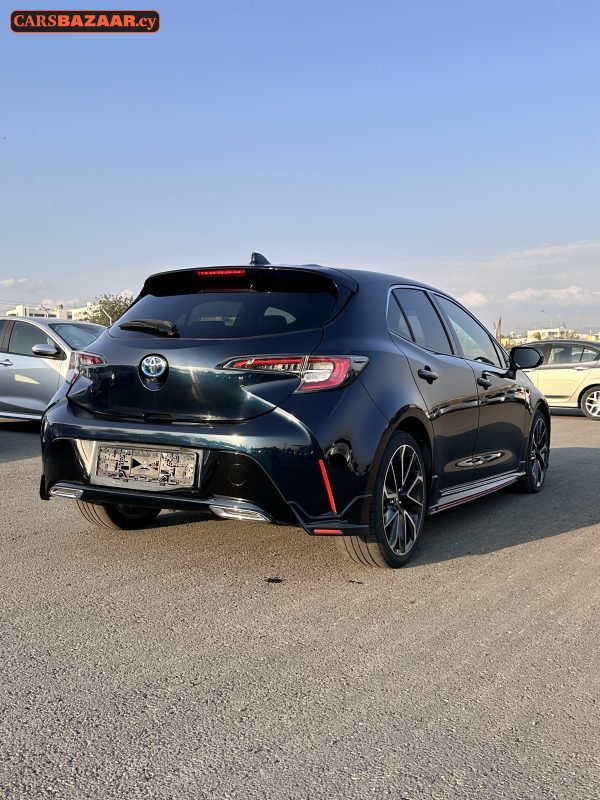 Toyota Corolla Sport - photo 11