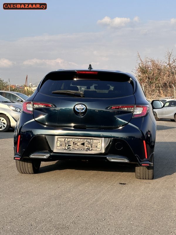 Toyota Corolla Sport - photo 9