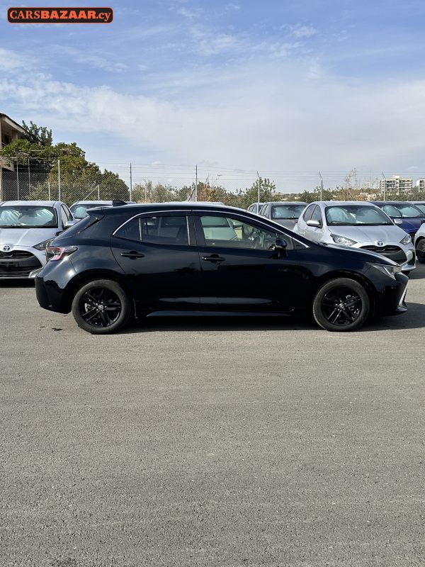 Toyota Corolla Sport - photo 5