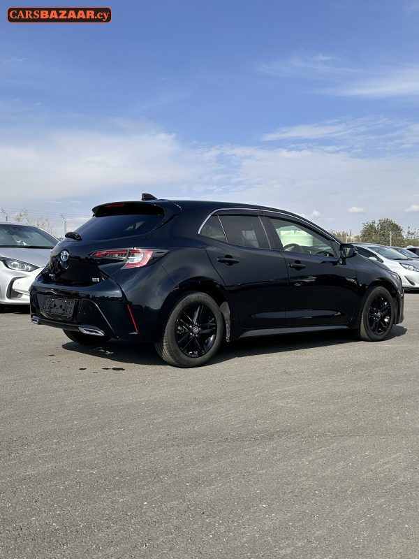 Toyota Corolla Sport - photo 6