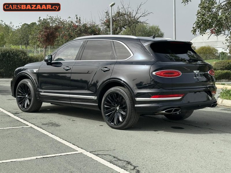 Bentley Bentayga  - photo 16