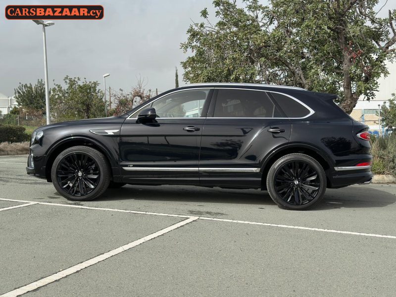Bentley Bentayga  - photo 15