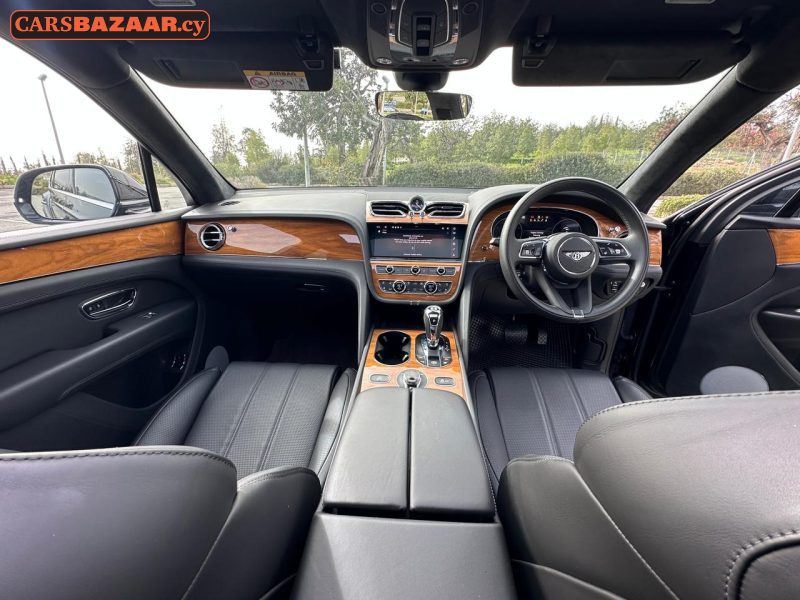 Bentley Bentayga  - photo 6