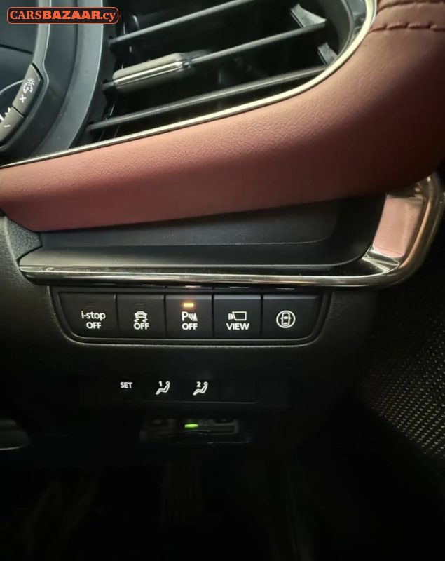 Mazda 3 - photo 4