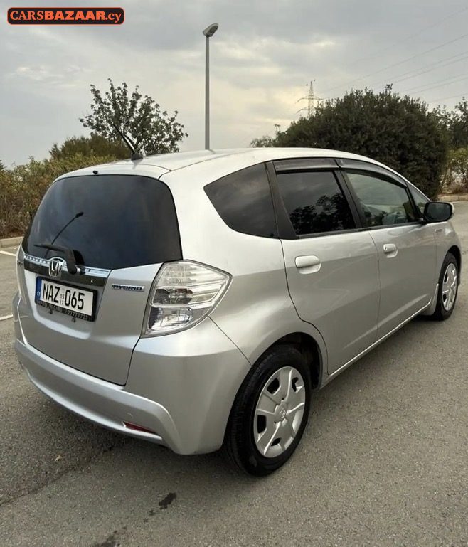 Honda FIT  - photo 5