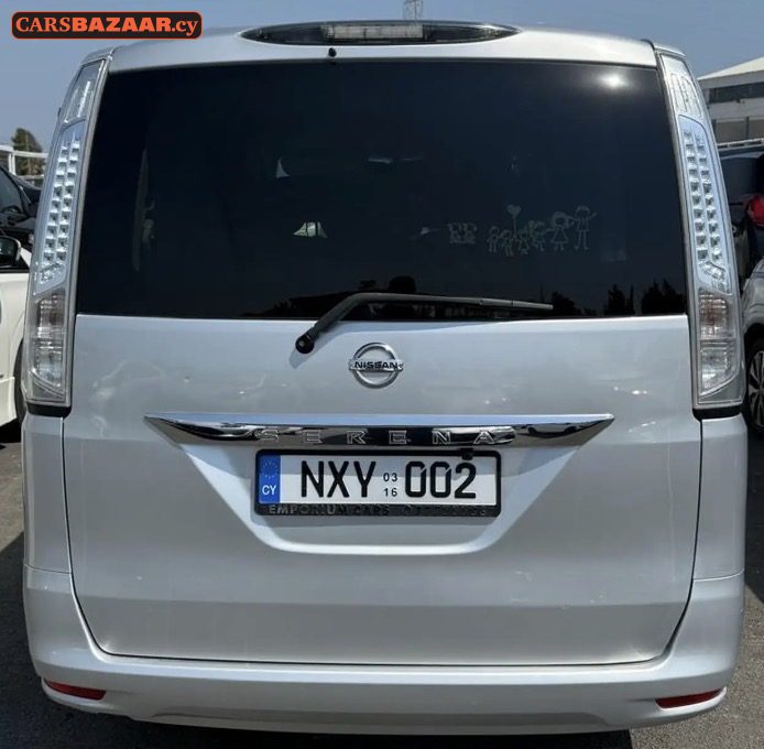 Nissan SERENA - photo 6
