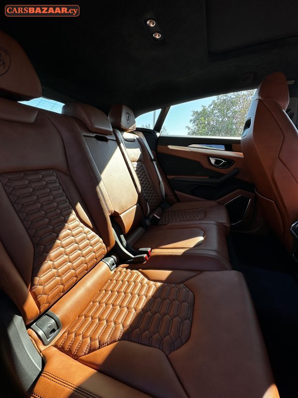 Lamborghini Urus - photo 9