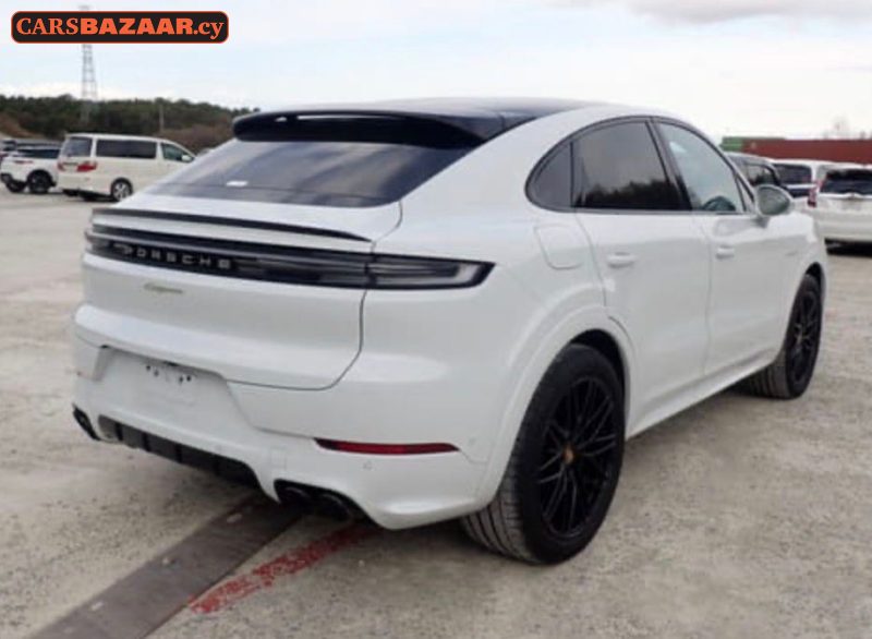 Porsche Cayenne  - photo 4