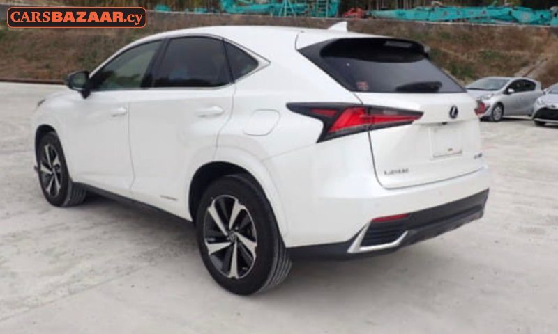 Lexus NX300H F Sport - photo 2