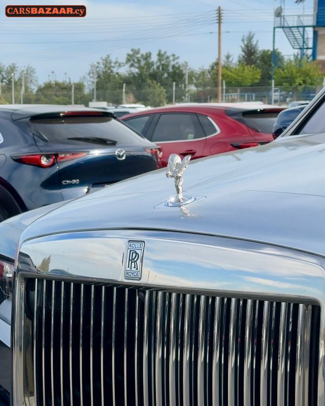 Rolls Royce  Cullinan - photo 10
