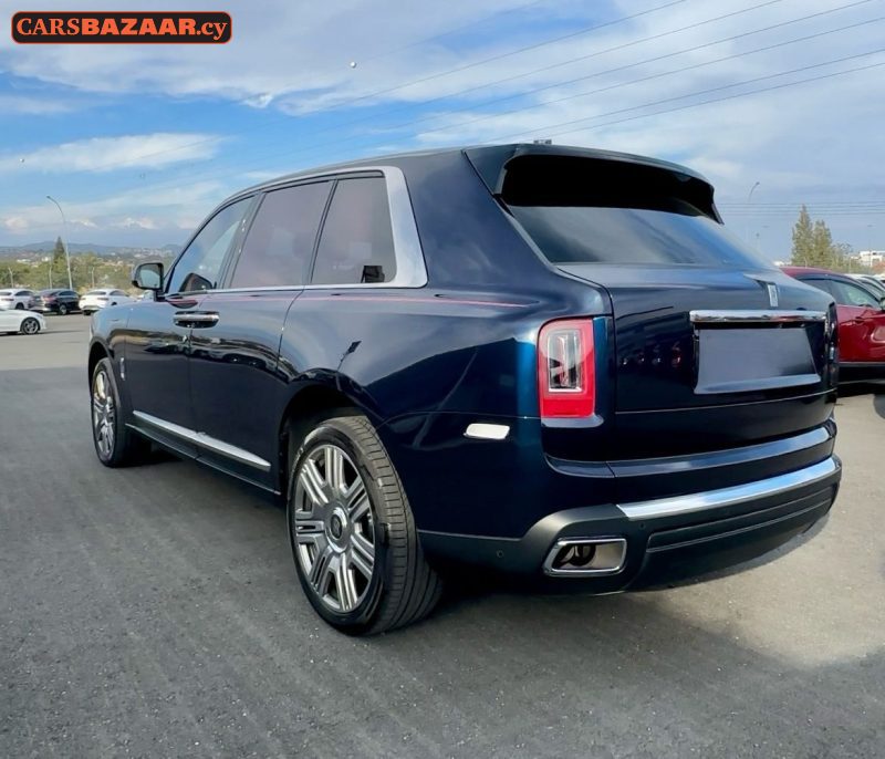 Rolls Royce  Cullinan - photo 9