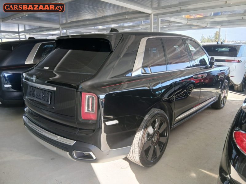 Rolls Royce  Cullinan - photo 13