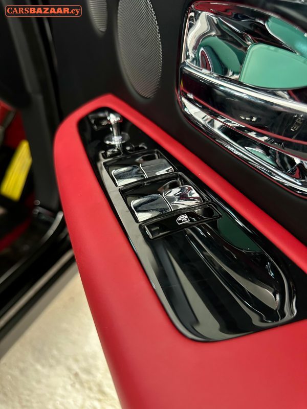 Rolls Royce  Cullinan - photo 9