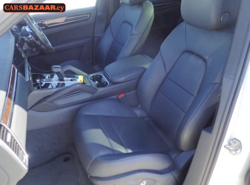 Porsche Cayenne  - photo 8