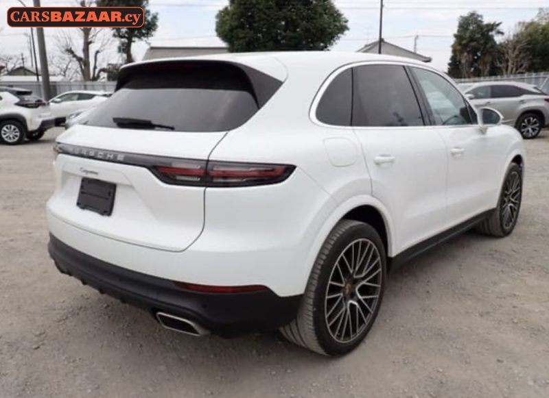 Porsche Cayenne  - photo 3