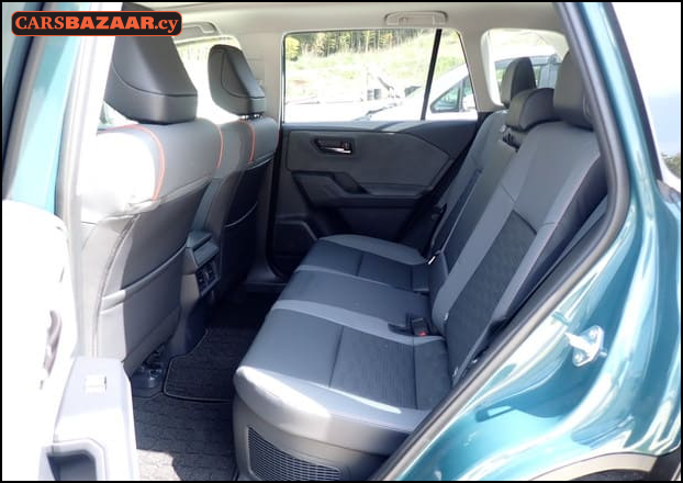 Toyota RAV4 Adventure  - photo 3