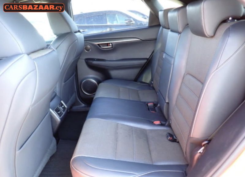 Lexus NX 300H  - photo 9