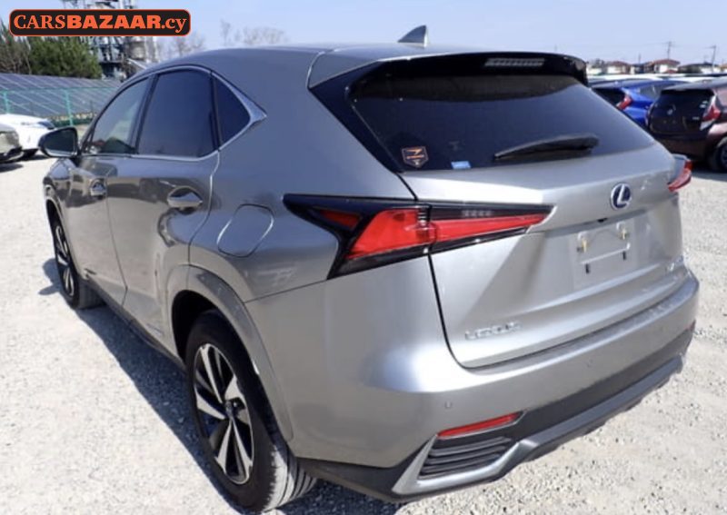 Lexus NX 300H  - photo 2