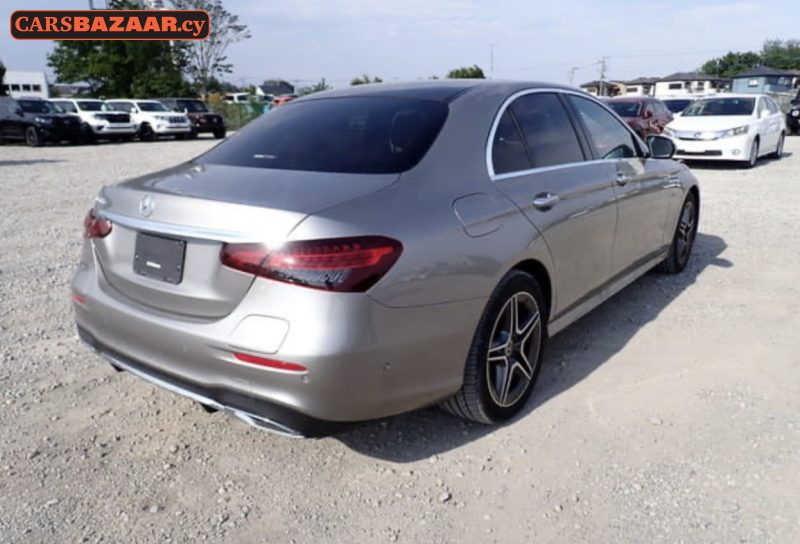 Mercedes-Benz E350 AMG Line - photo 4