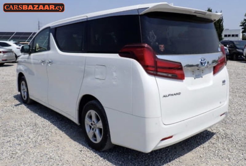 Toyota Alphard  - photo 2