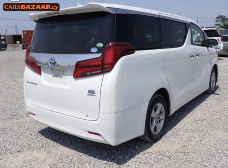 Toyota Alphard  - photo 3