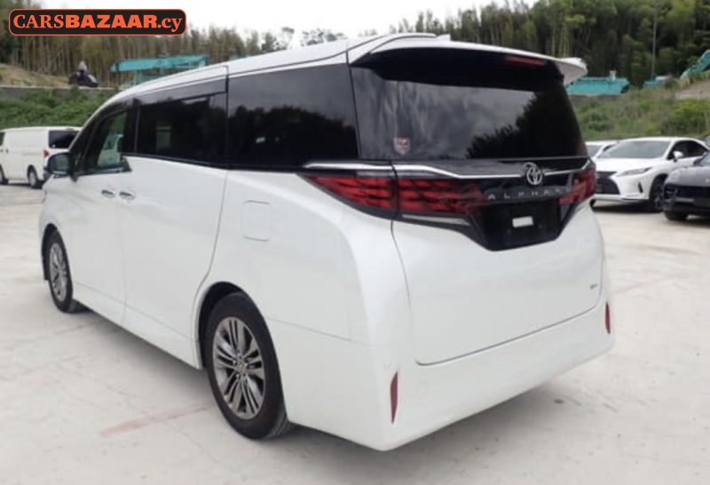 Toyota Alphard  - photo 2