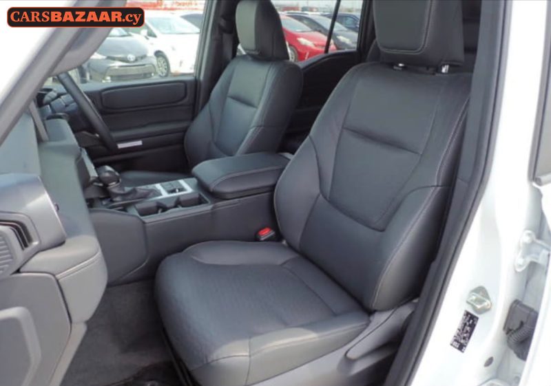 Toyota LAND CRUISER VX - photo 5