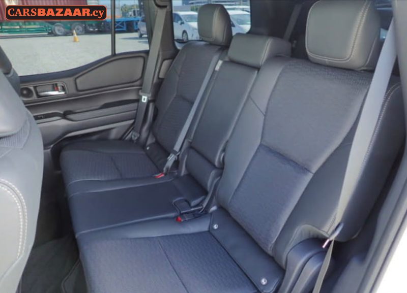 Toyota LAND CRUISER VX - photo 5