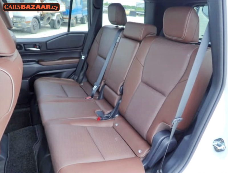 Toyota LAND CRUISER ZX  - photo 6