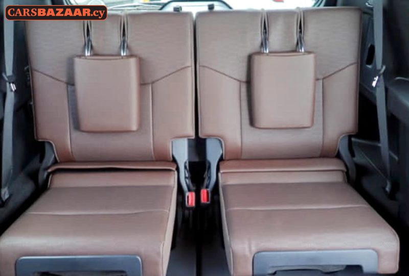 Toyota LAND CRUISER ZX  - photo 7