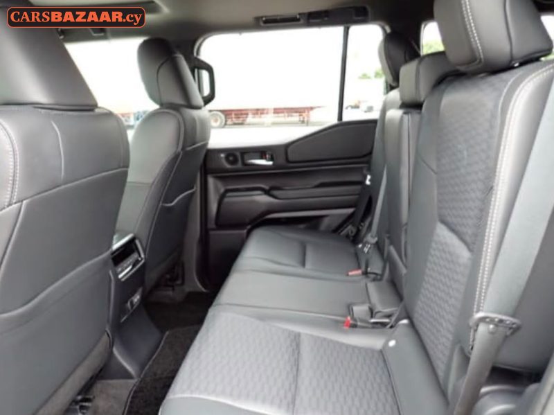 Toyota LAND CRUISER VX - photo 6