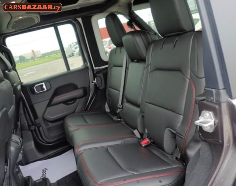 Jeep Wrangler Rubicon  - photo 6