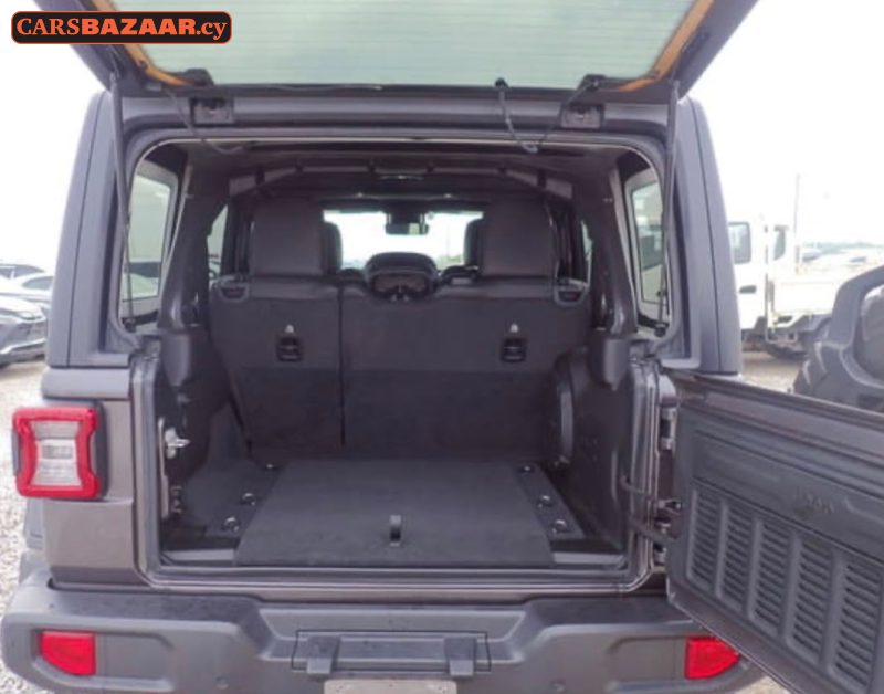 Jeep Wrangler Rubicon  - photo 7