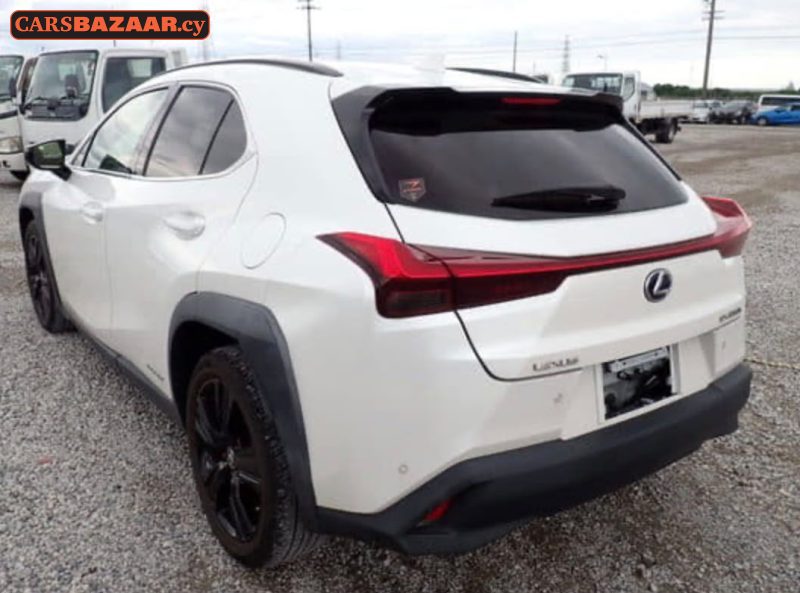 Lexus UX250H  - photo 2