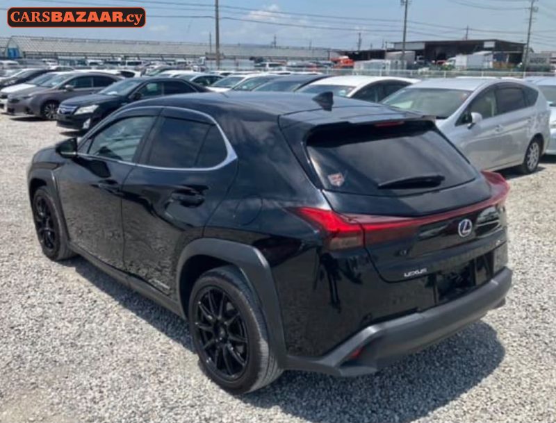 Lexus UX250H  - photo 2